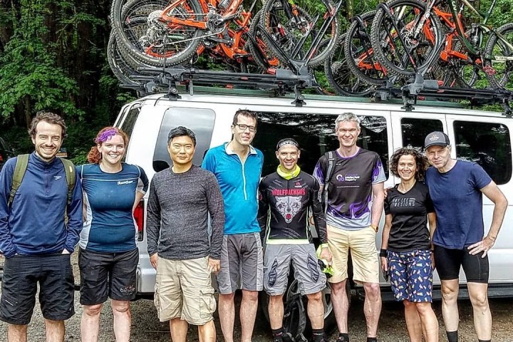 group of mountain bikers Seattle