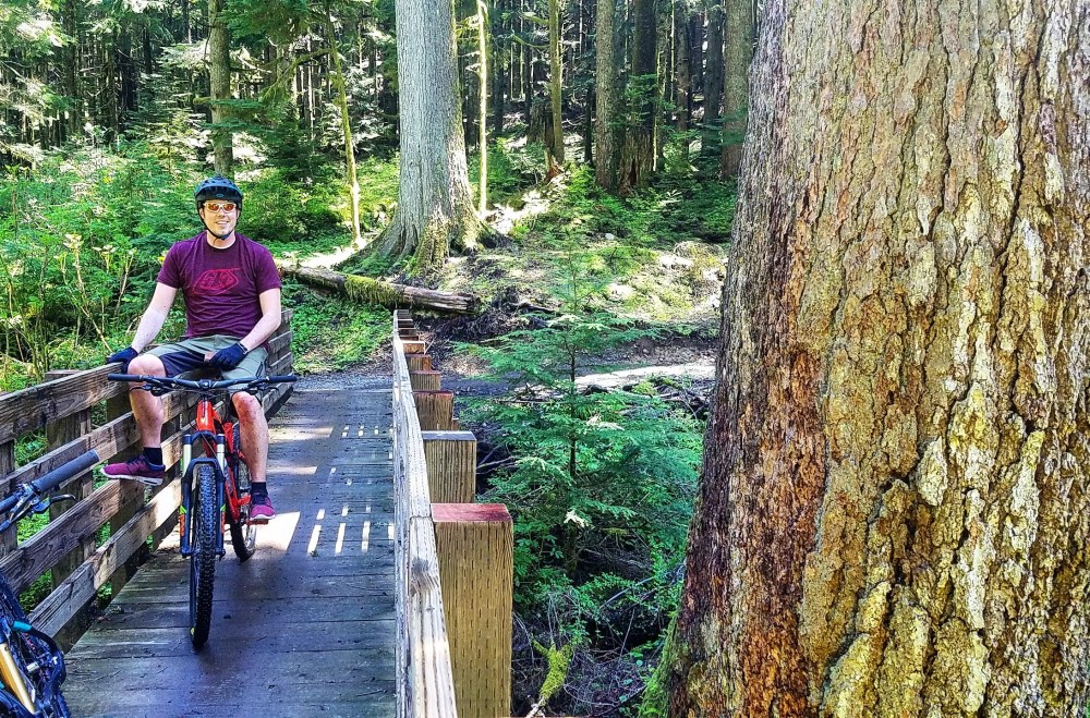Guy on mountain bike in Seattle